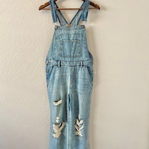 Wild Fable Ripped Jean Overalls Size Small